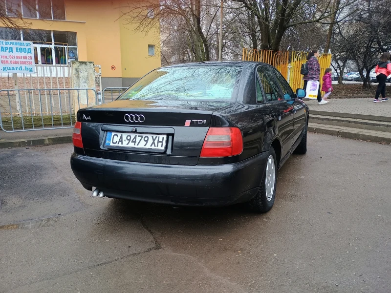 Audi A4, снимка 3 - Автомобили и джипове - 49326118