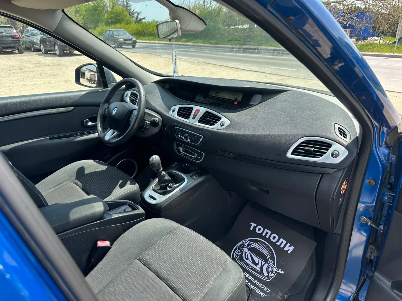 Renault Scenic 1.9dci-131к.с.! Keyless Go! Euro5! , снимка 12 - Автомобили и джипове - 50325413