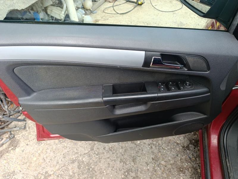 Opel Zafira 2.0T 200к Топ цена , снимка 6 - Автомобили и джипове - 50704243