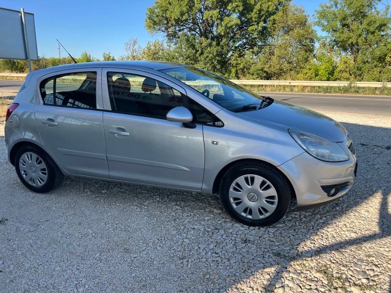 Opel Corsa 1.2i 16v/80p.s-5 vrati, снимка 8 - Автомобили и джипове - 51556934