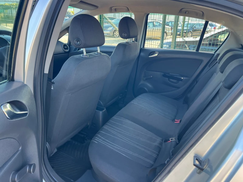 Opel Corsa 1.2i 16v/80p.s-5 vrati, снимка 11 - Автомобили и джипове - 51556934
