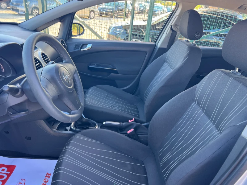 Opel Corsa 1.2i 16v/80p.s-5 vrati, снимка 10 - Автомобили и джипове - 51556934