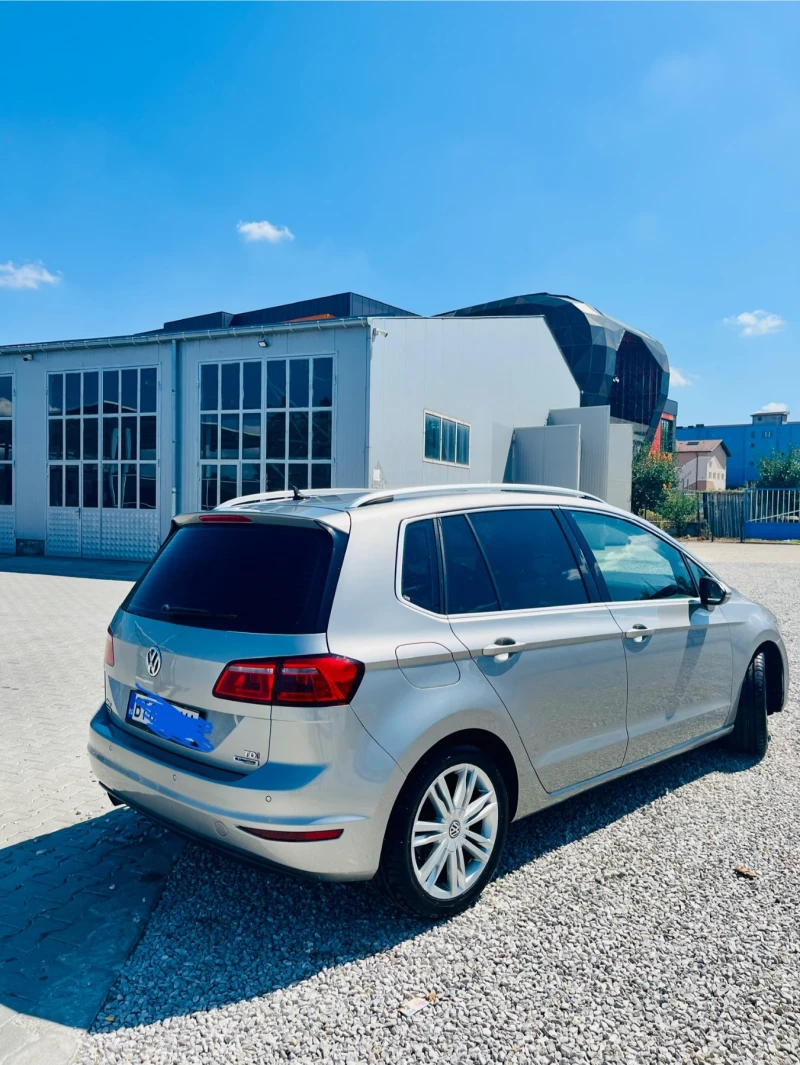 VW Golf 1.6TDI, снимка 2 - Автомобили и джипове - 51614185