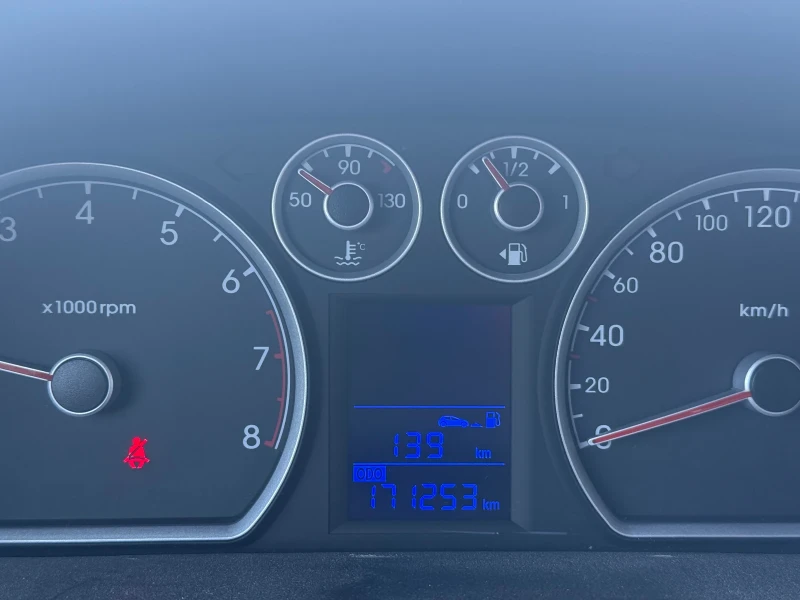 Hyundai I30 1.4 бензин, 109 к.с., снимка 11 - Автомобили и джипове - 51822988