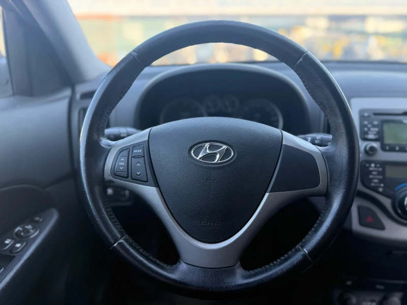 Hyundai I30 1.4 бензин, 109 к.с., снимка 10 - Автомобили и джипове - 51822988