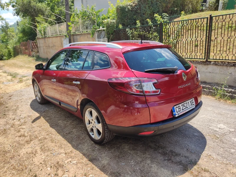 Renault Megane 1.9 DCI 130 hp, снимка 5 - Автомобили и джипове - 52067352