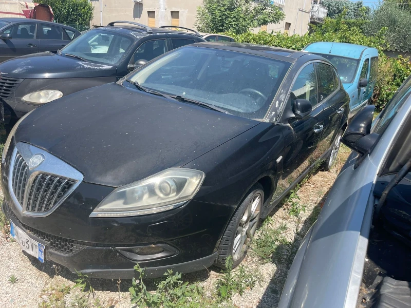 Lancia Delta 2.0 MJT DPF, снимка 2 - Автомобили и джипове - 52351080