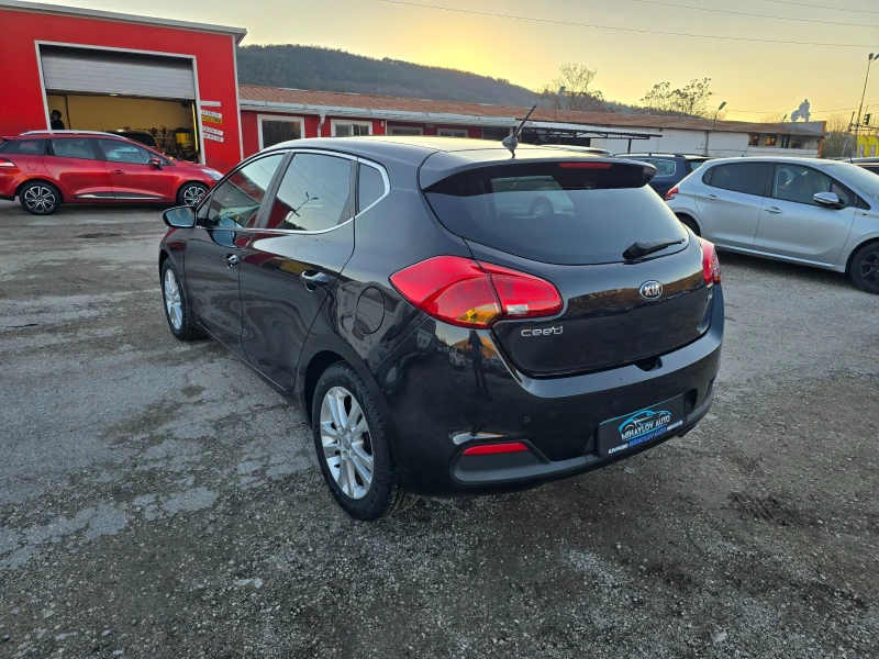 Kia Ceed 1.6CRDI GT-line= НОВИ ЗИМНИ ГУМИ = , снимка 5 - Автомобили и джипове - 52738743