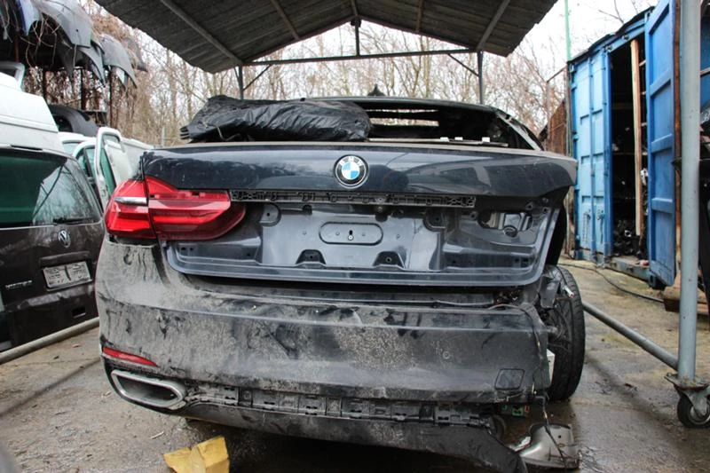 BMW 740 D xDrive     САМО НА ЧАСТИ , снимка 3 - Автомобили и джипове - 46033225