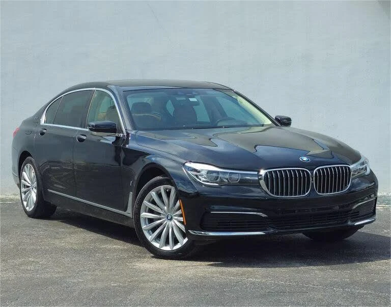 BMW 740 M-Package HeadUp* АвтоКредит* (ЦЕНА ДО БГ) - 46999 лв. - 18424833 1