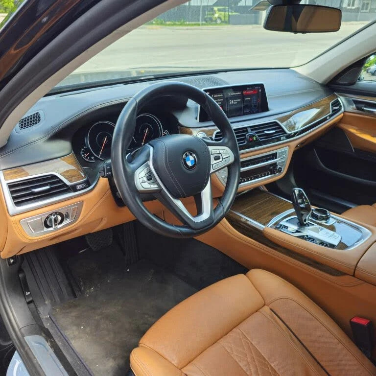 BMW 740 M-Package HeadUp* АвтоКредит* (ЦЕНА ДО БГ) - изображение 8