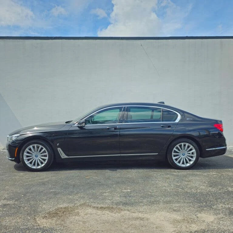 BMW 740 M-Package HeadUp* АвтоКредит* (ЦЕНА ДО БГ) - изображение 5