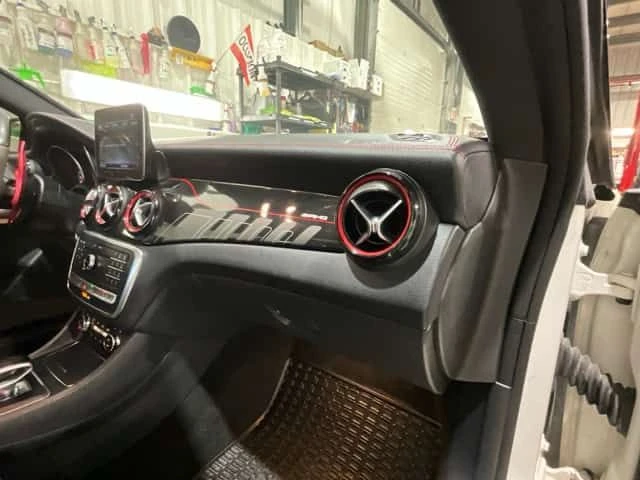 Mercedes-Benz CLA 45 AMG CARFAX/ПОДГРЕВ/ПАМЕТ/ПАНОРАМА/АЛКАНТАРА/ФЕЙС, снимка 10 - Автомобили и джипове - 54239723