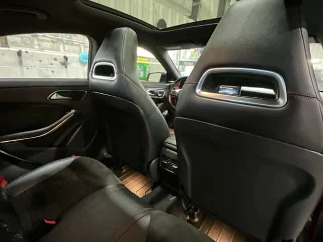 Mercedes-Benz CLA 45 AMG CARFAX/ПОДГРЕВ/ПАМЕТ/ПАНОРАМА/АЛКАНТАРА/ФЕЙС, снимка 13 - Автомобили и джипове - 54239723