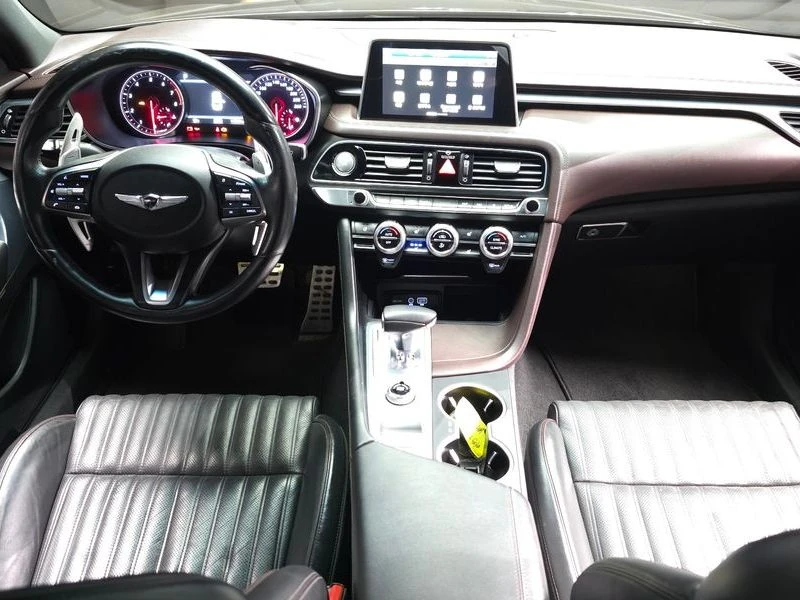 Genesis G70 2.0 Automatic, снимка 8 - Автомобили и джипове - 55598184