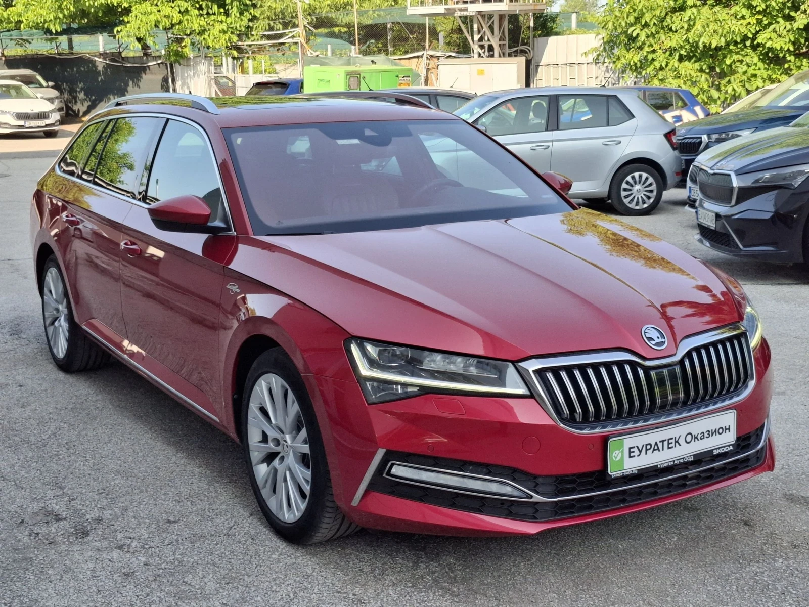 Skoda Superb L&K 2.0TDI 7DSG  - изображение 2