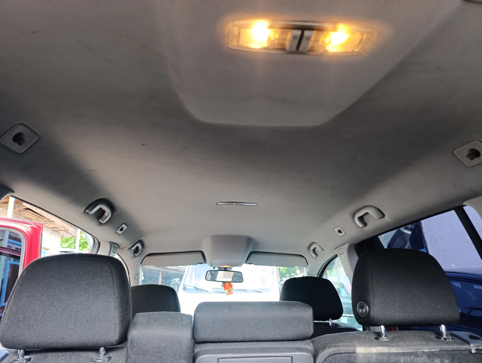 Opel Zafira 2.0T 200к - изображение 10