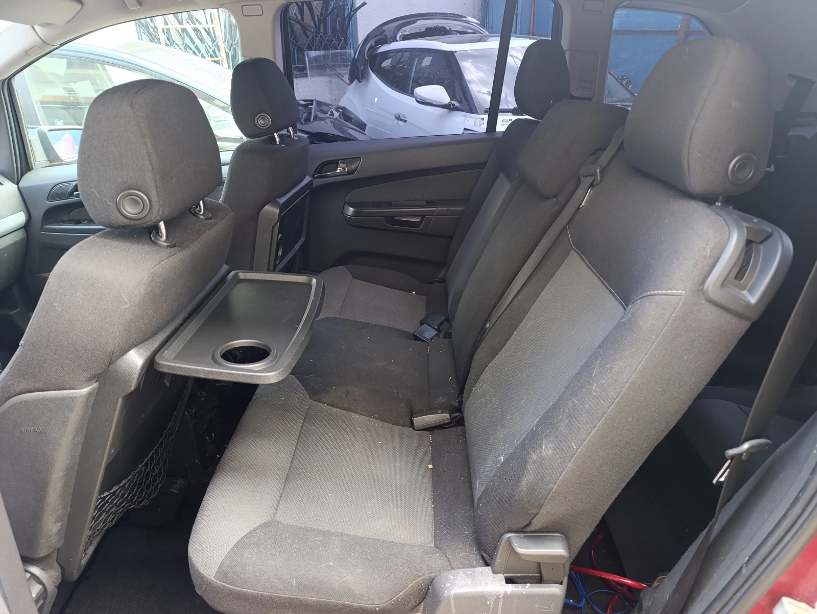 Opel Zafira 2.0T 200к - изображение 8