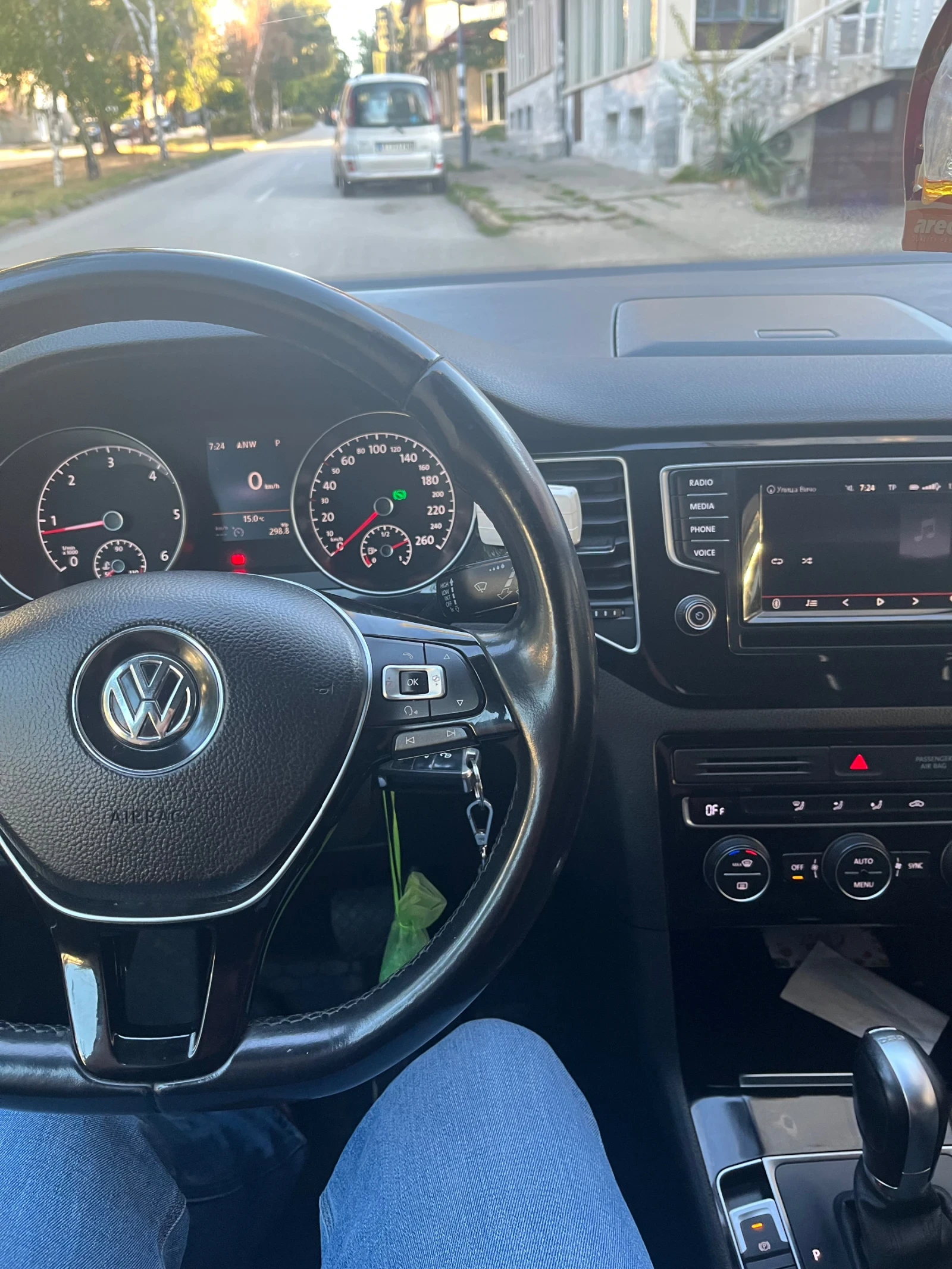 VW Golf 1.6TDI | Mobile.bg � ����������� 11