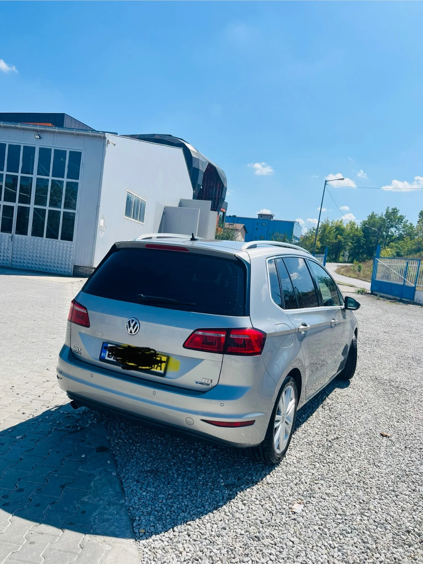 VW Golf 1.6TDI - изображение 7