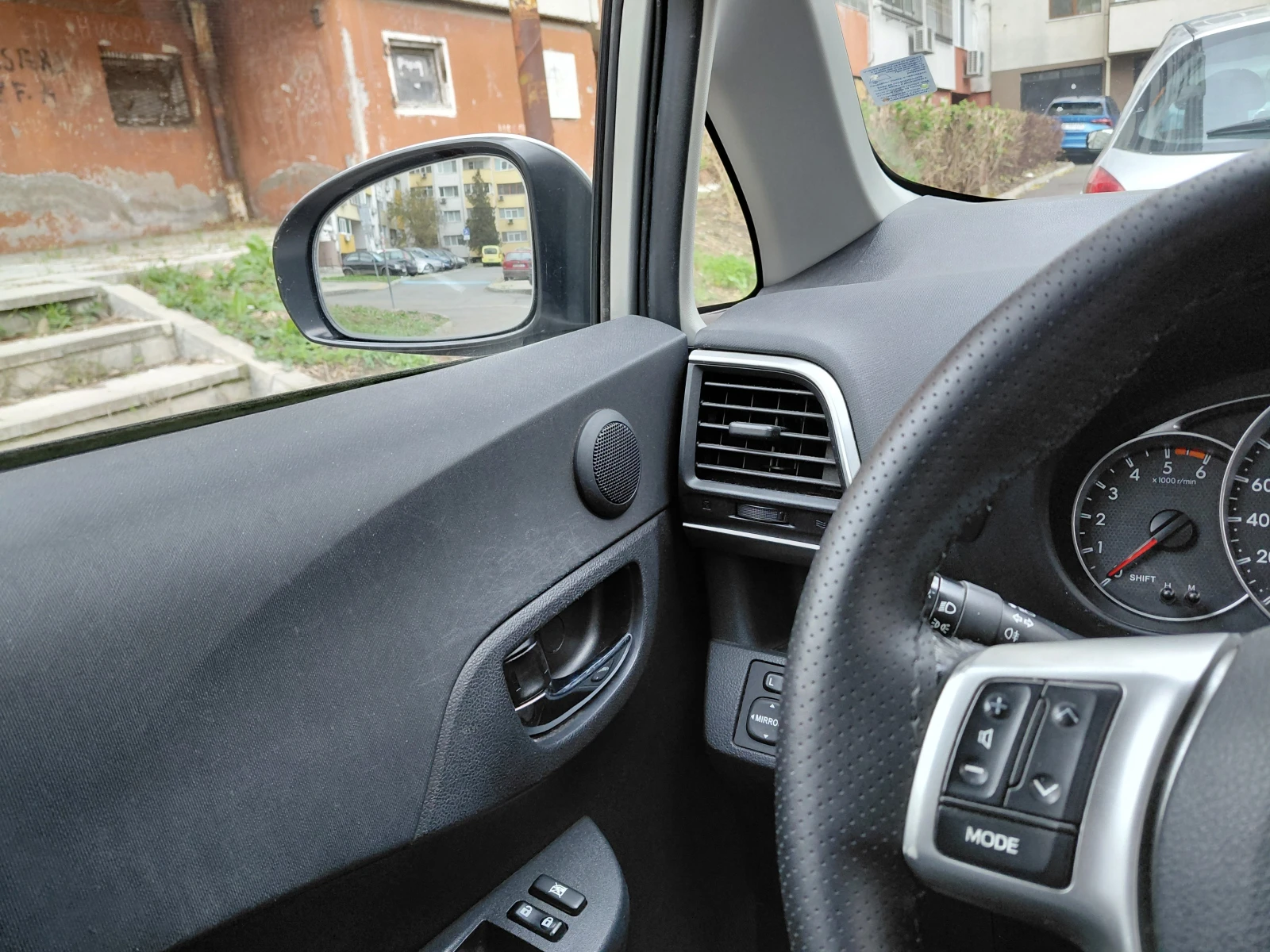 Toyota Verso S  - изображение 6