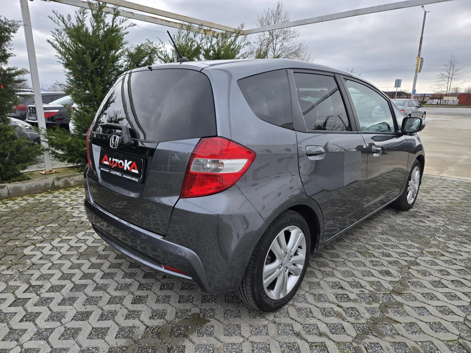 Honda Jazz 1.4i-99кс= 127.000км= ГАЗ= КЛИМАТРОНИК= АВТОПИЛОТ - изображение 3