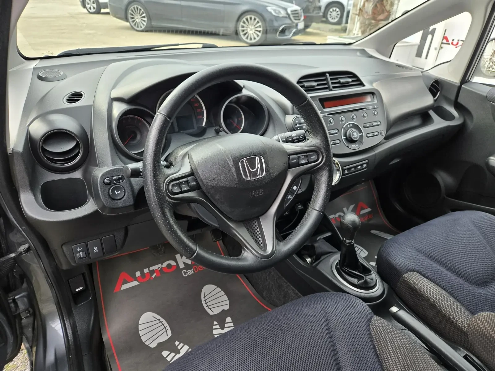 Honda Jazz 1.4i-99кс= 127.000км= ГАЗ= КЛИМАТРОНИК= АВТОПИЛОТ - изображение 8