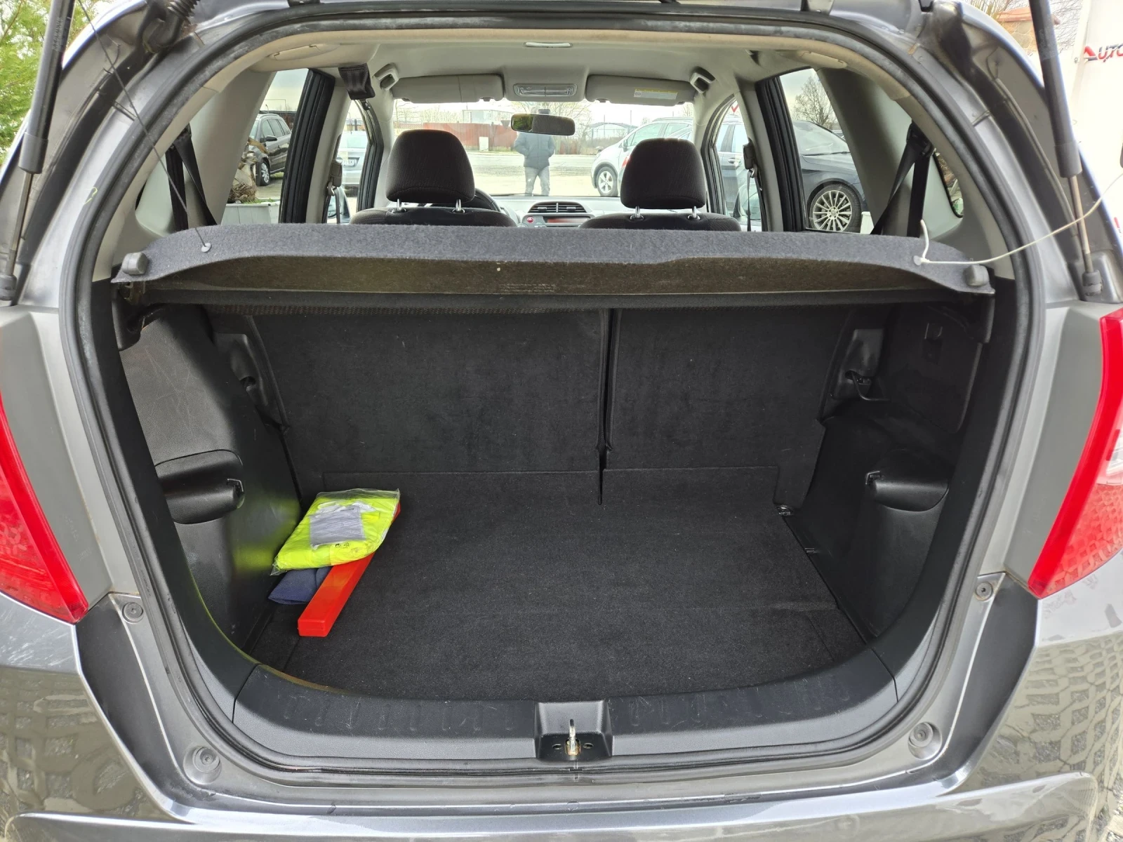 Honda Jazz 1.4i-99кс= 127.000км= ГАЗ= КЛИМАТРОНИК= АВТОПИЛОТ - изображение 10