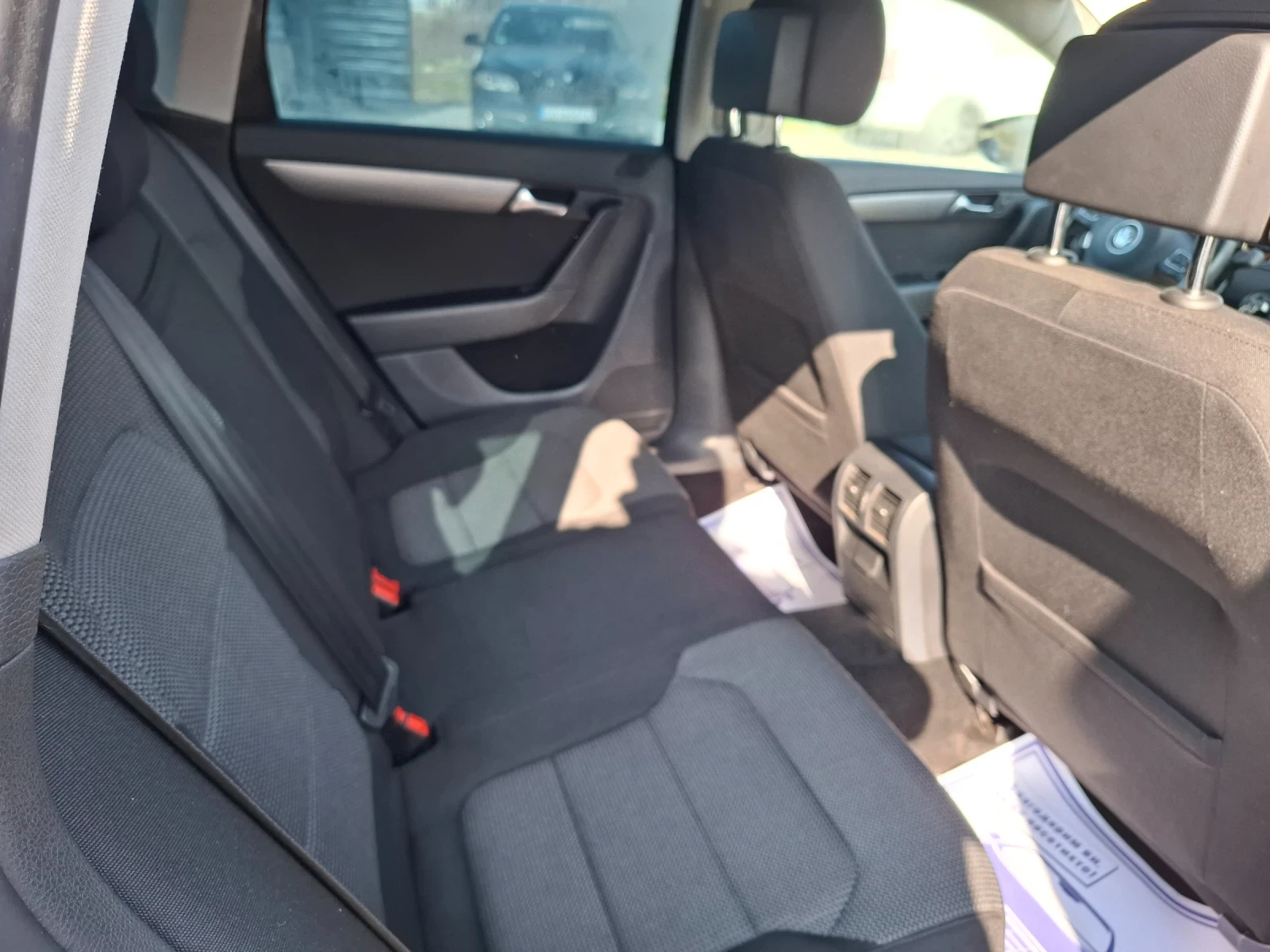 VW Passat  - изображение 6