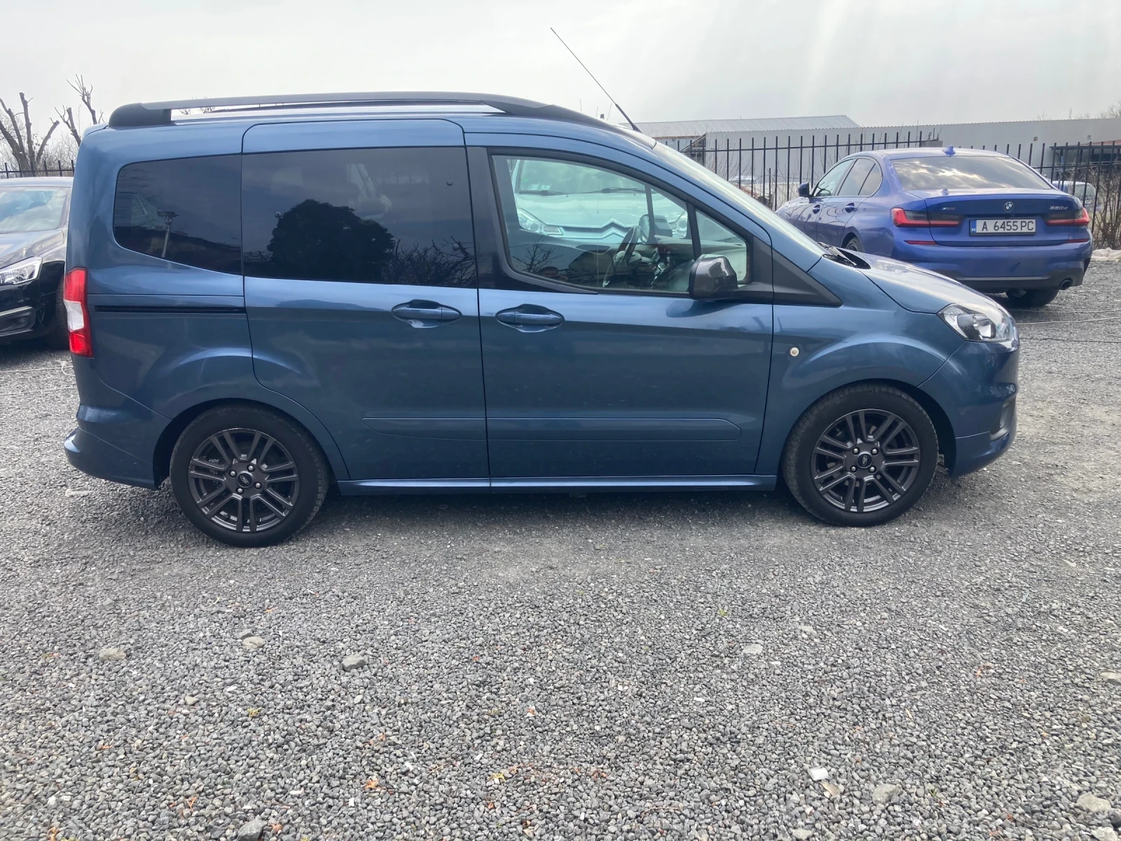 Ford Tourneo Connect, снимка 3 - Автомобили и джипове - 53734108