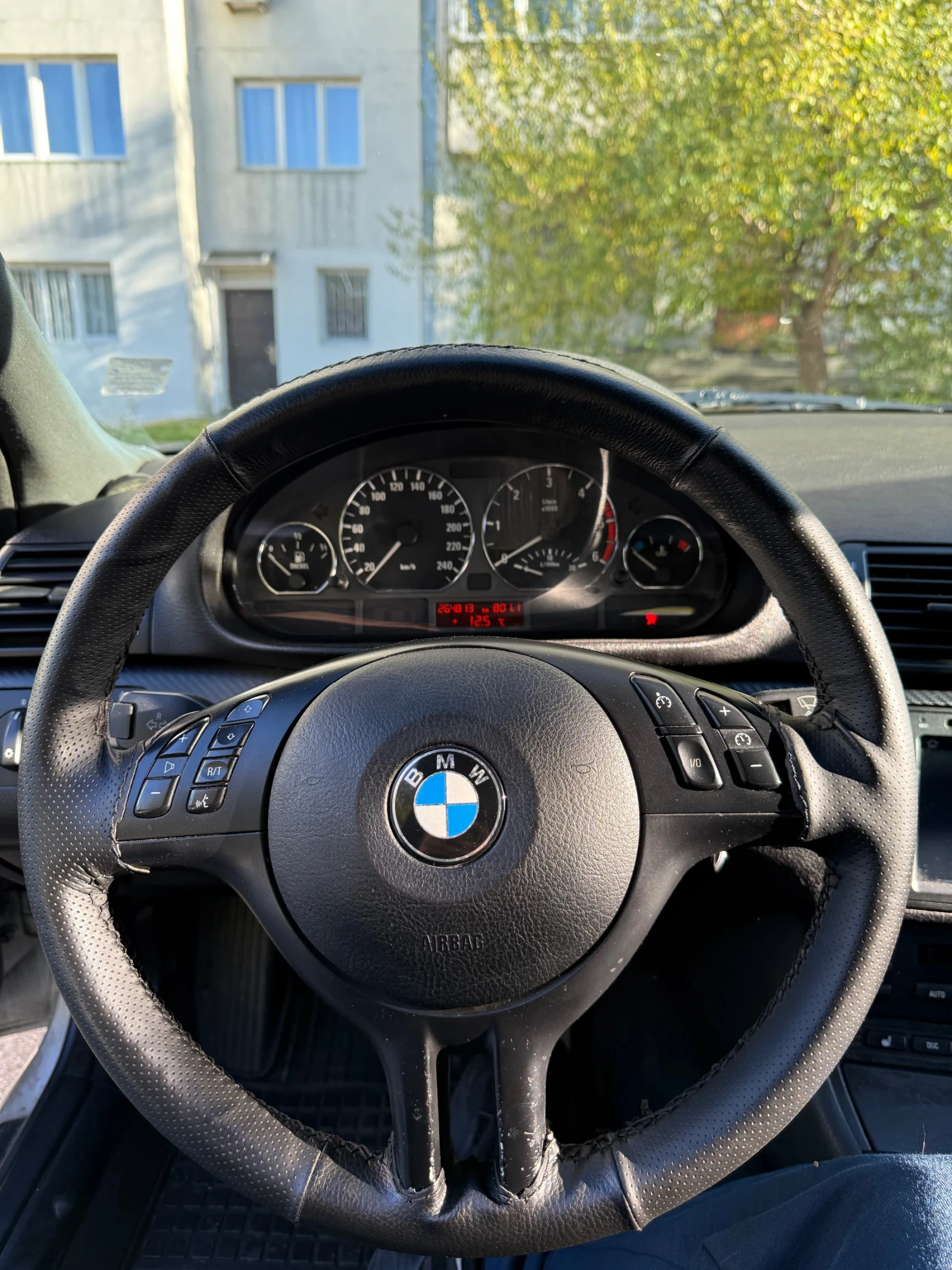 BMW 320, снимка 6 - Автомобили и джипове - 53787054