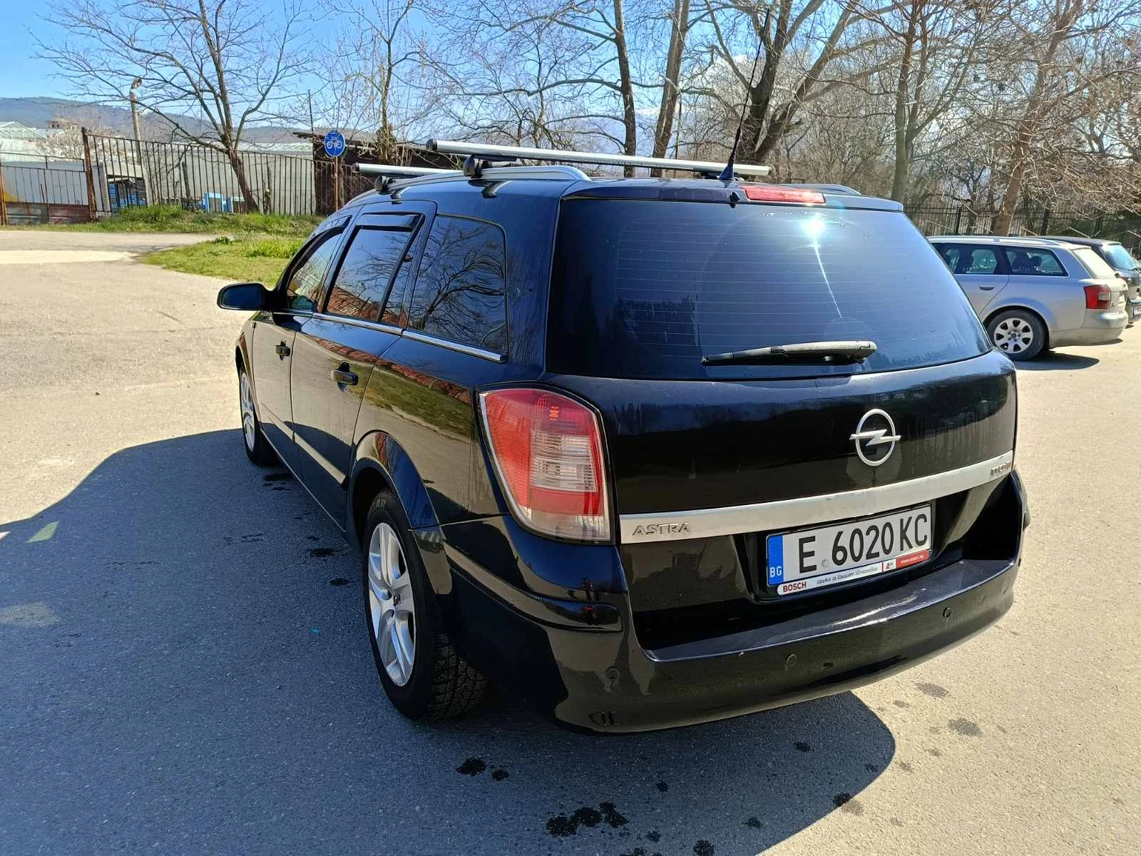 Opel Astra 1.7cdti, снимка 4 - Автомобили и джипове - 53846313