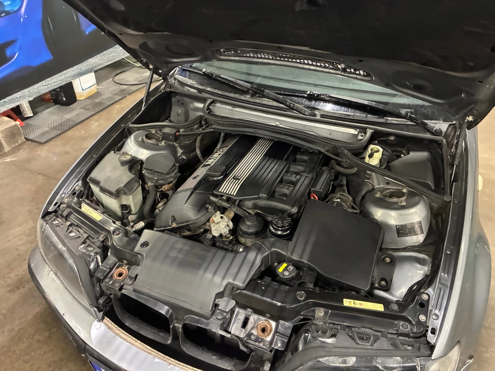 BMW 325, снимка 12 - Автомобили и джипове - 54140245