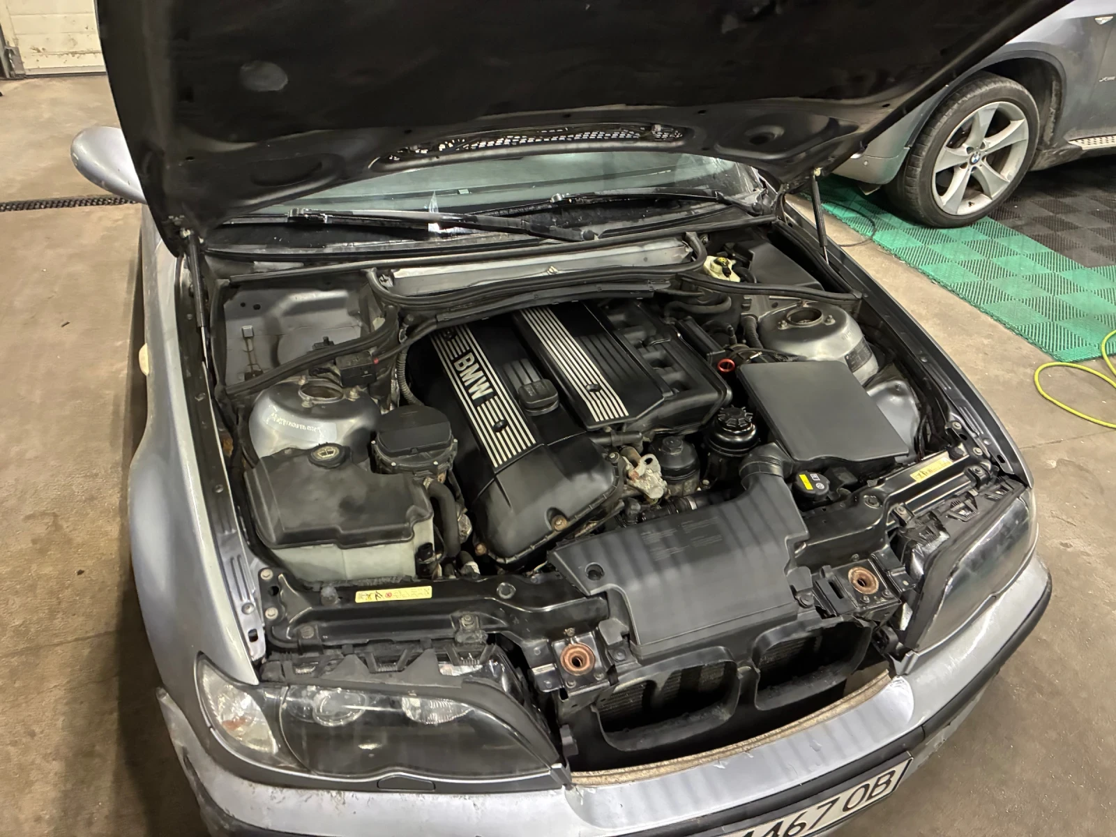 BMW 325, снимка 11 - Автомобили и джипове - 54140245