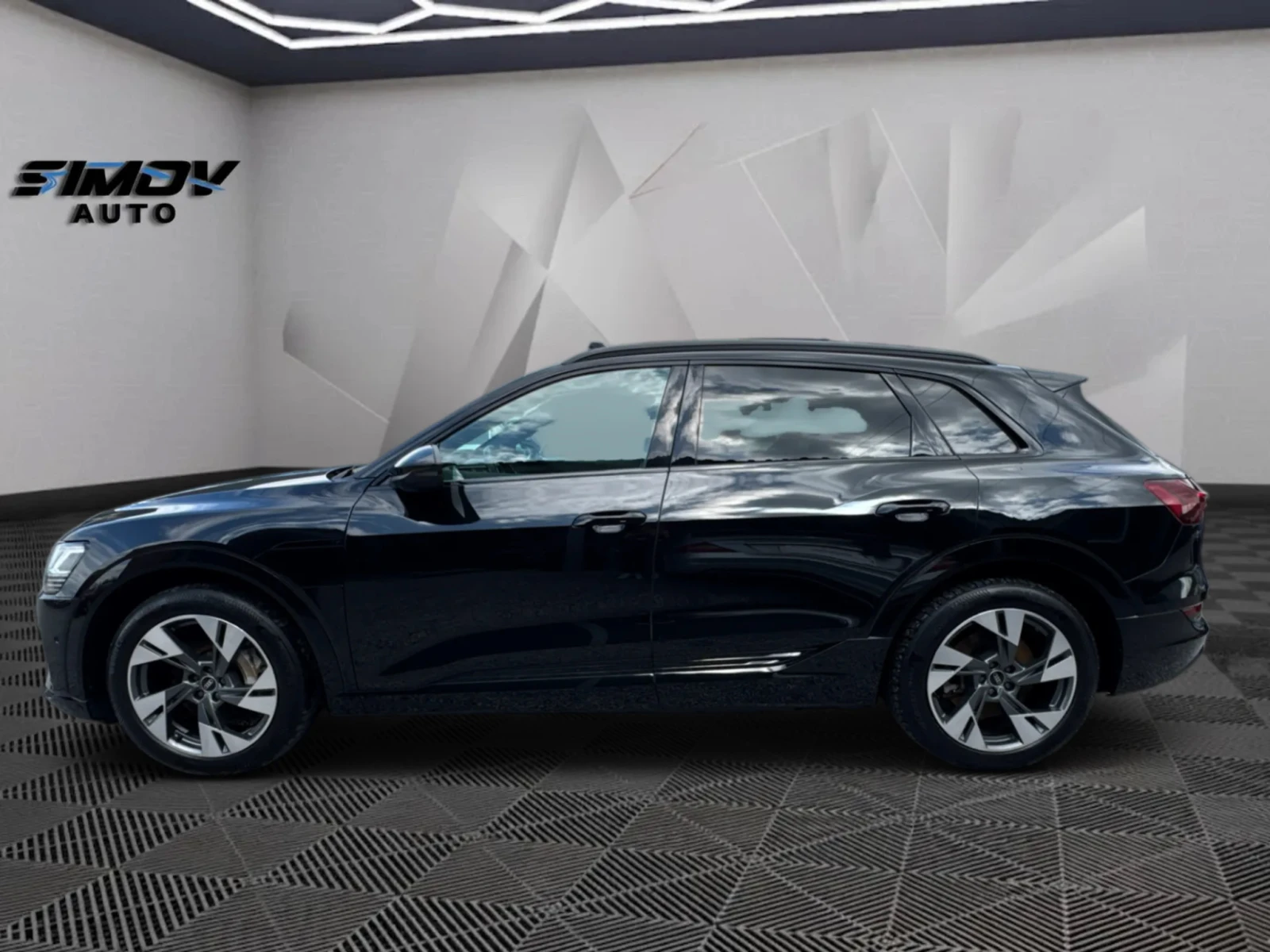 Audi E-Tron 55 S-LINE 95KWH 408КС. ПАНОРАМА КОЖА ПОДГРЕВ, снимка 6 - Автомобили и джипове - 54653045