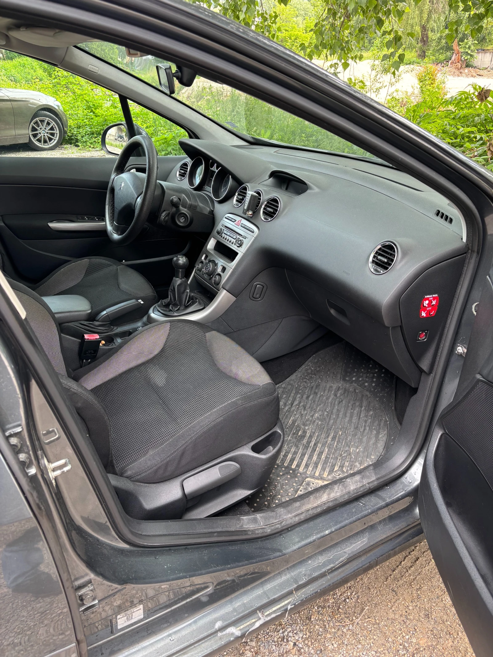 Peugeot 308 1.6 LPG, снимка 15 - Автомобили и джипове - 54808939