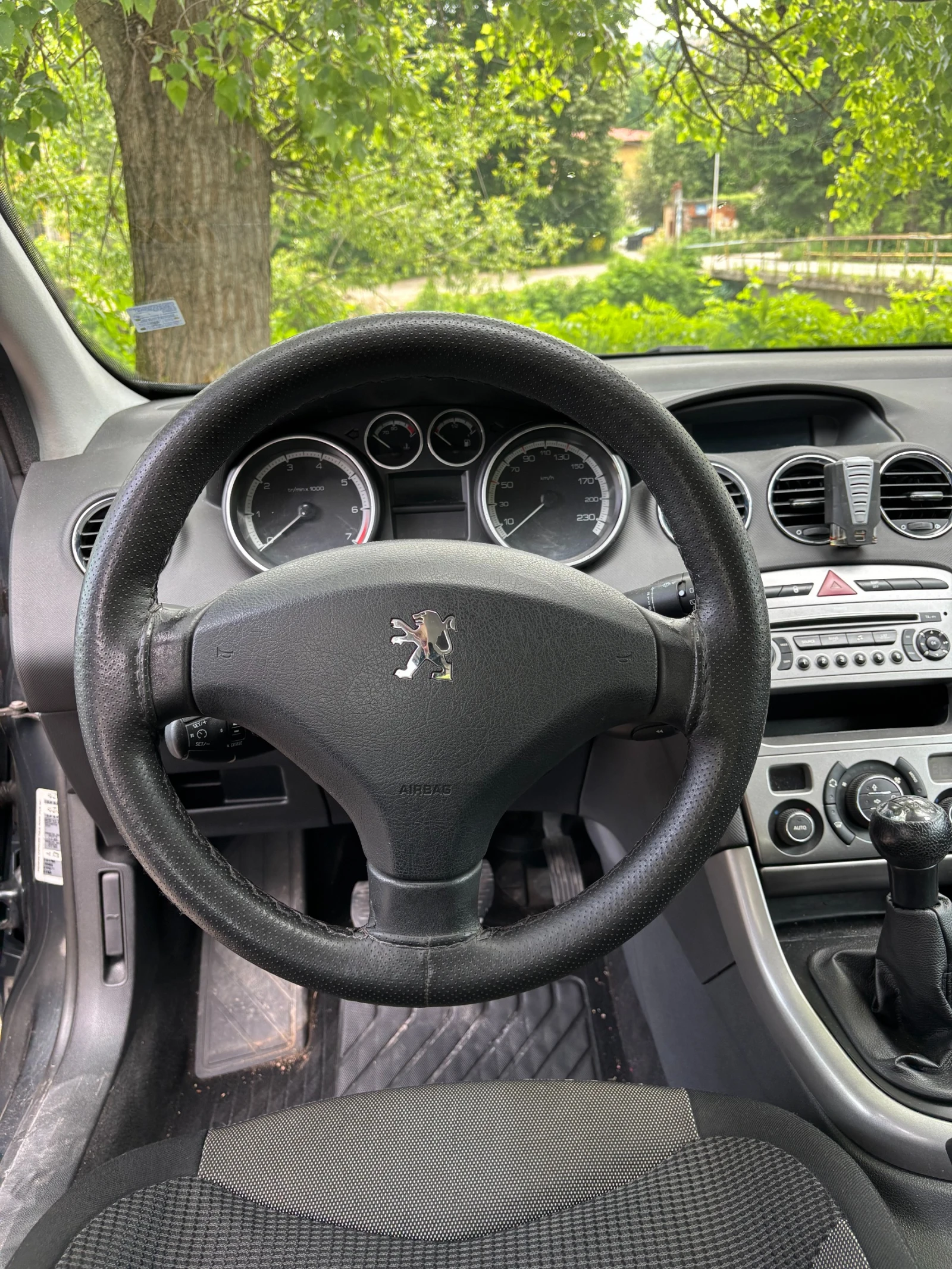 Peugeot 308 1.6 LPG, снимка 12 - Автомобили и джипове - 54808939
