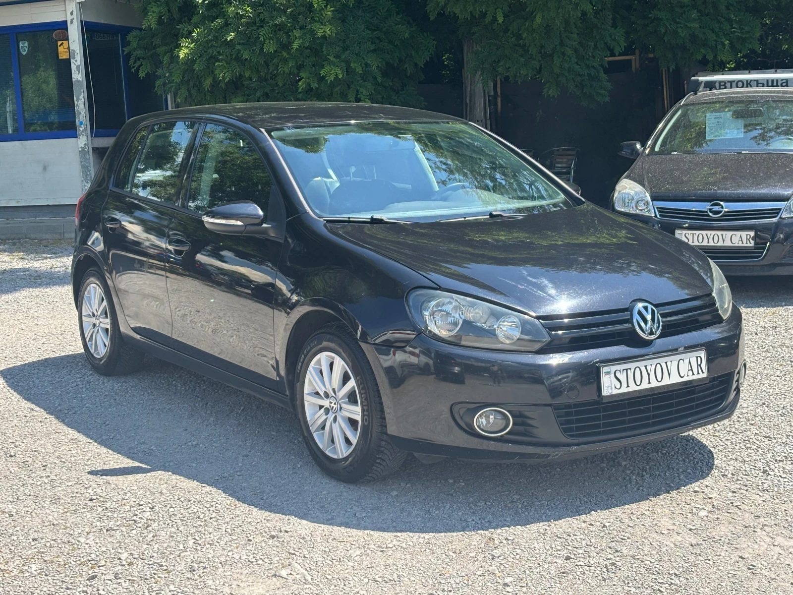 VW Golf 1.6TDI, снимка 3 - Автомобили и джипове - 54940494