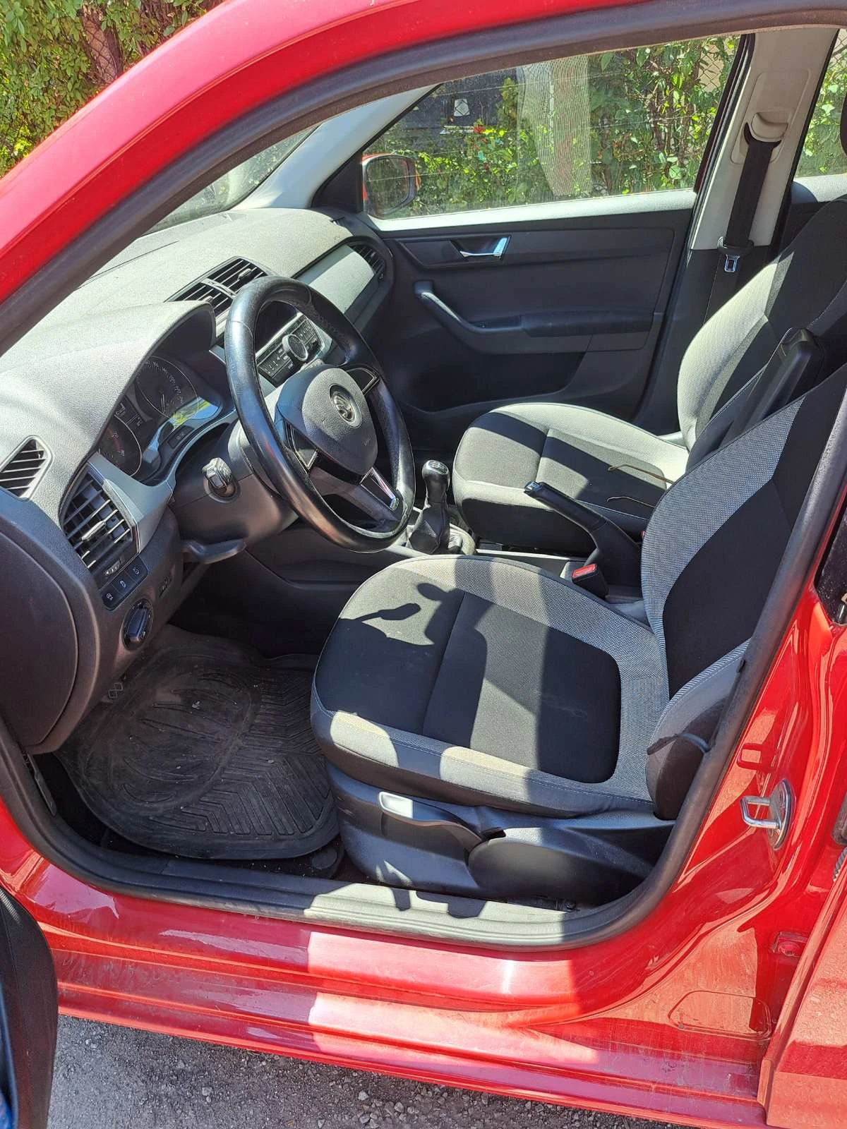 Skoda Fabia, снимка 4 - Автомобили и джипове - 55048818