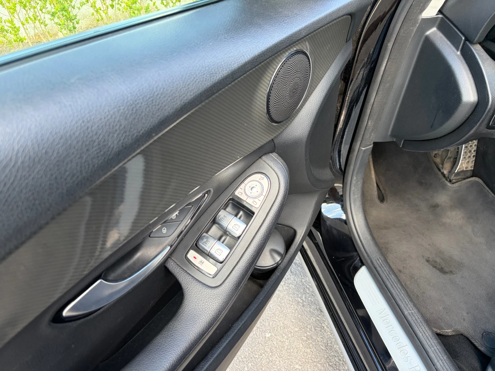 Mercedes-Benz C 220, снимка 14 - Автомобили и джипове - 55456534