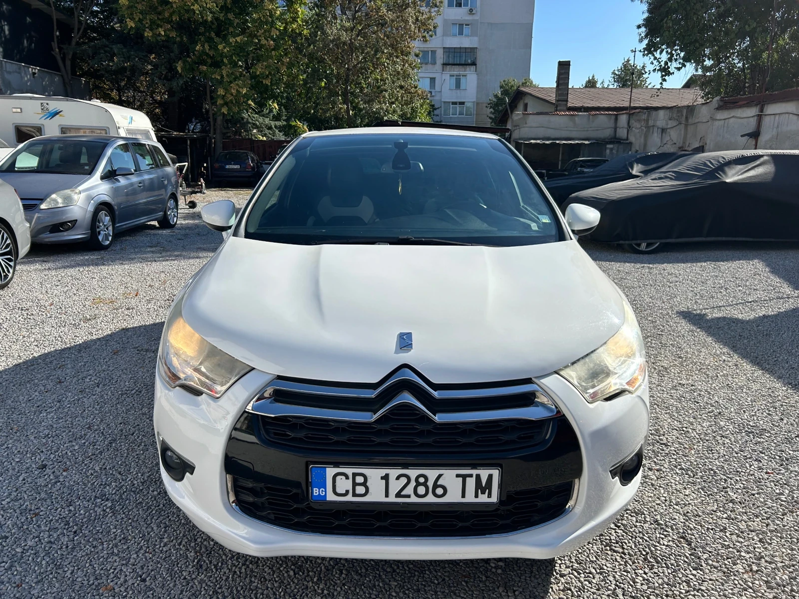 DS DS 4 1.6 | HDI | 112к.с. | Дизел | Масажи | Подгреви , снимка 2 - Автомобили и джипове - 56008336