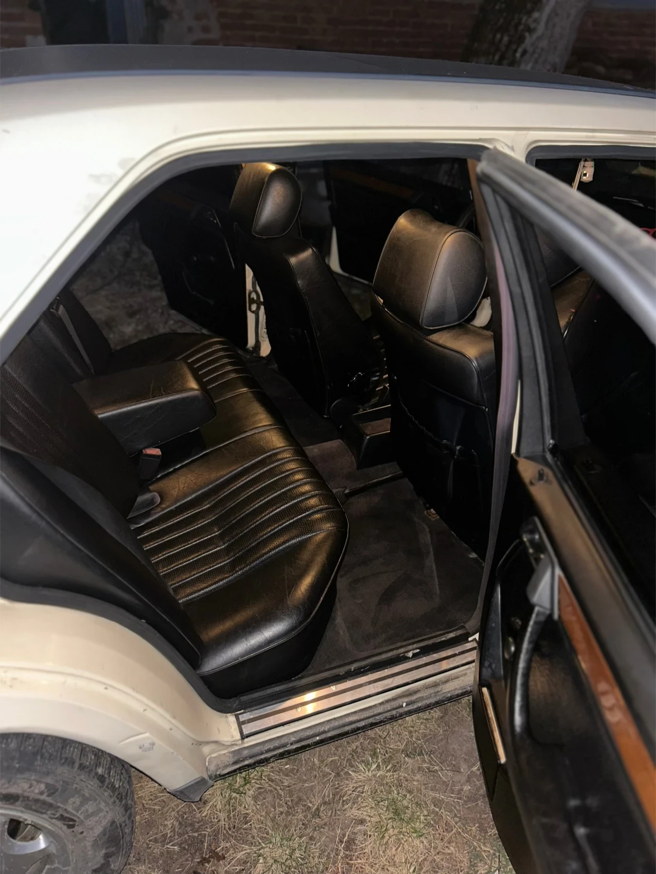 Mercedes-Benz 124 200D, снимка 6 - Автомобили и джипове - 56334022
