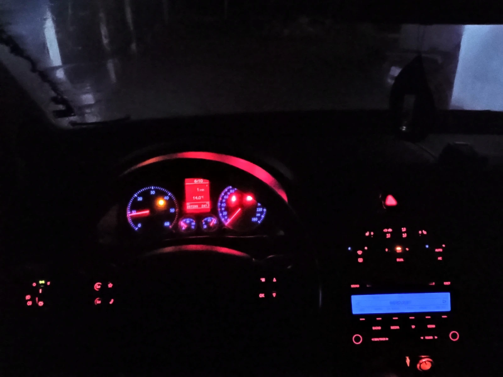 VW Touran | Mobile.bg � ����������� 7
