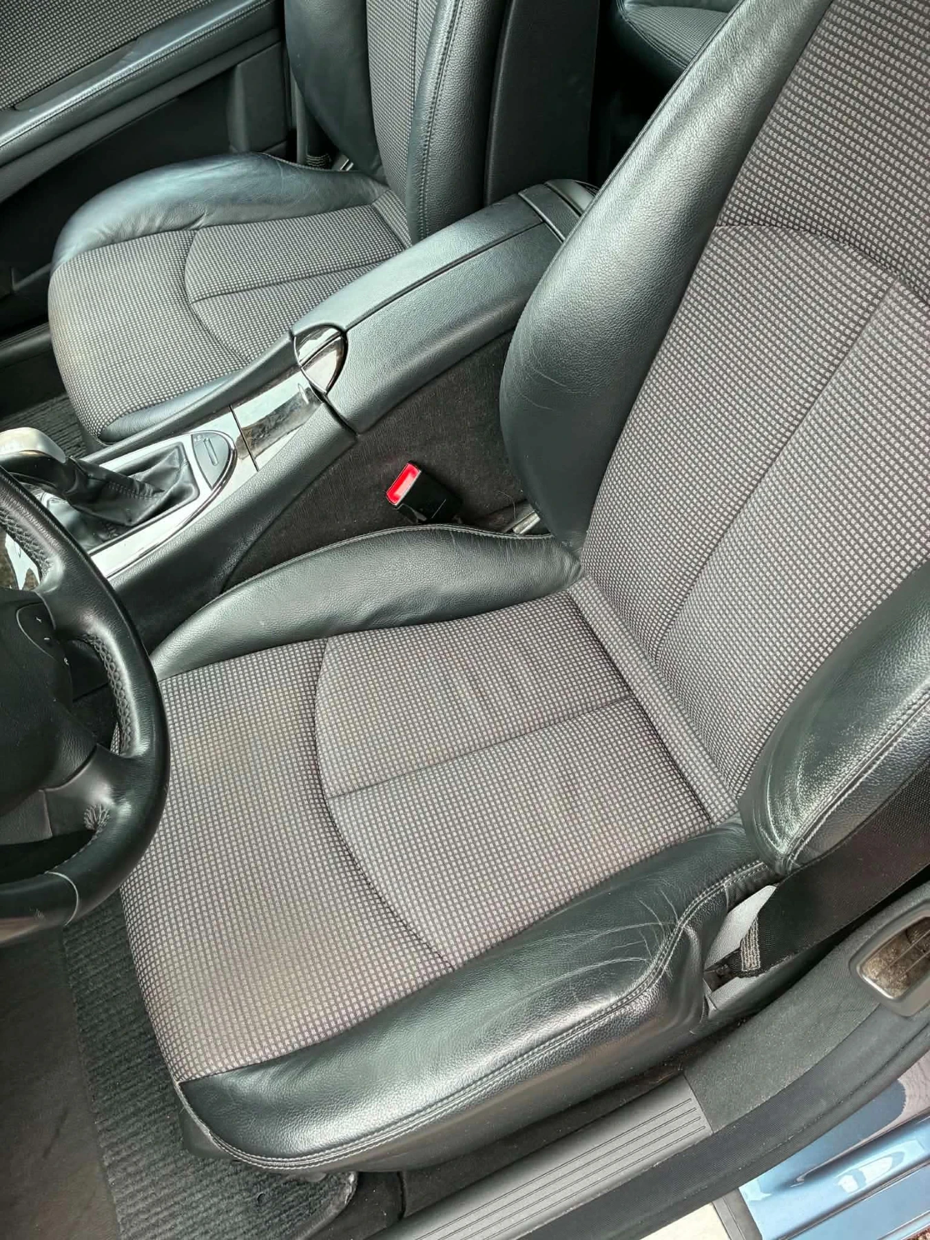 Mercedes-Benz E 240, снимка 16 - Автомобили и джипове - 56634387