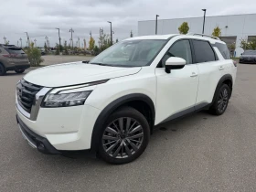 Nissan Pathfinder AWD* ПАНОРАМА* 360 КАМЕРИ* КРАЙНА ЦЕНА* , снимка 1