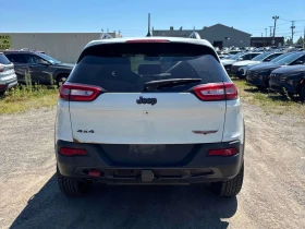 Jeep Cherokee * Trailhawk * CARFAX * ����� �� ����������� | Mobile.bg � ����� ������ 4