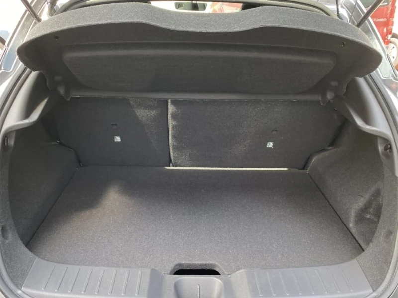 Nissan Juke НОВ!1.6HEV/143HP/TEKNA/BOSE/CAM/NAVI/KLES/352vpr, снимка 6 - Автомобили и джипове - 50175444