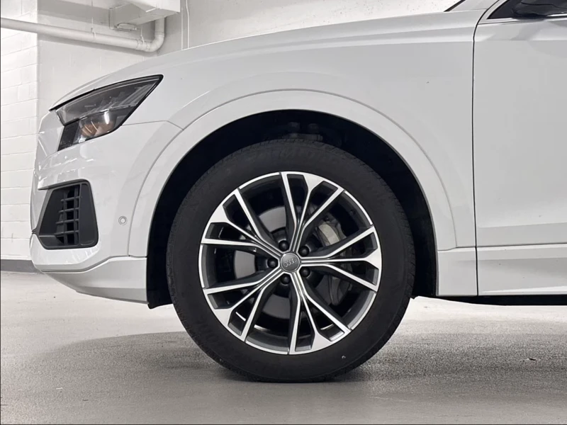 Audi Q8 3.0T Technik Quattro, снимка 10 - Автомобили и джипове - 52749724
