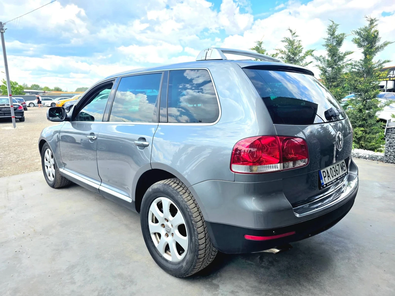 VW Touareg 5.0TDI V10 ПАНОРАМЕН ЛЮК РЯДКА КОЖА  - изображение 7
