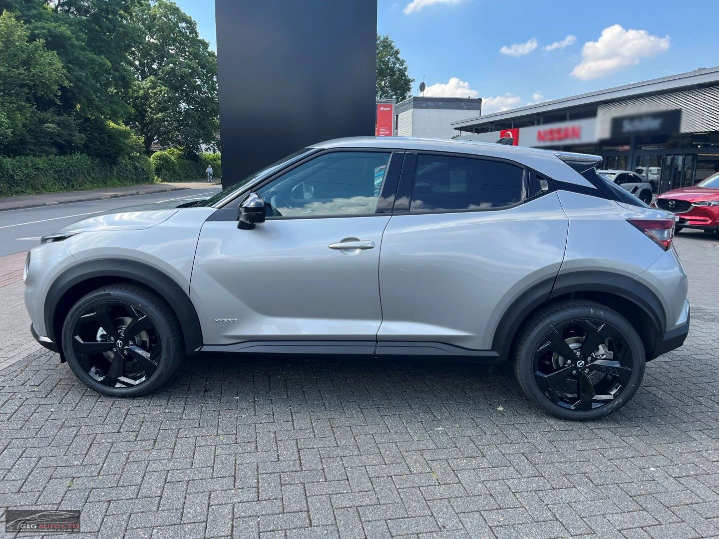 Nissan Juke НОВ!1.6HEV/143HP/TEKNA/BOSE/CAM/NAVI/LED/KLES/352v - изображение 4